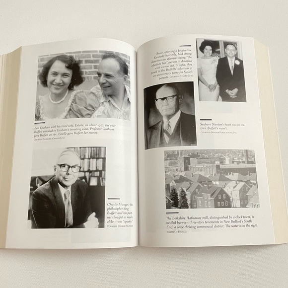 Buffet The Making of an American Capitalist Published 2008 - Picture 6 of 13